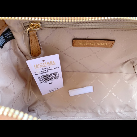 Gaby’sBags👜💕-NWT Michael Kors Crossbody - Picture 7 of 8
